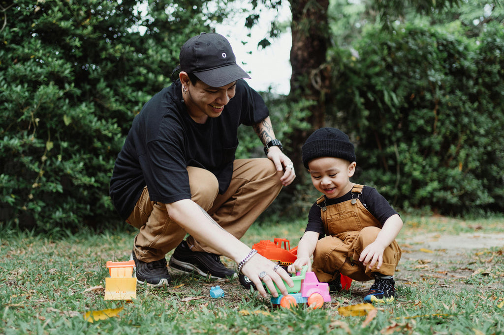 Dad's Playbook: Mastering Fatherhood with Confidence